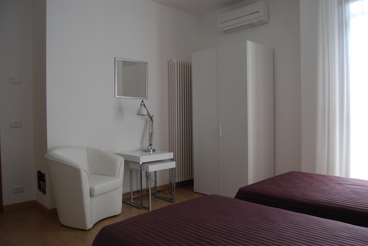 B&B Il Viandante เวโรนา ภายนอก รูปภาพ